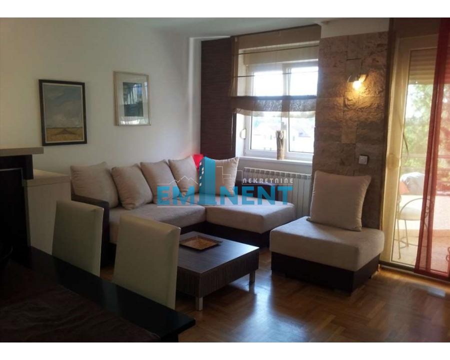 izdavanje, stan, kuća, lokal, Hotel M